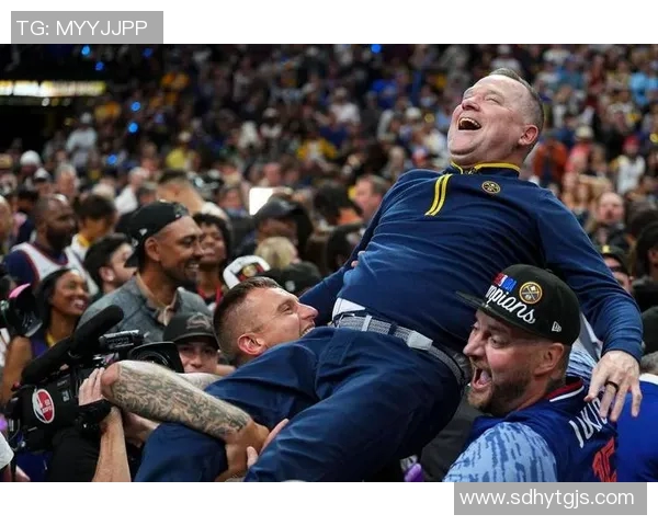 冲突升级!掘金与教练发生激烈争执 冲突升级!掘金与教练发生激烈争执